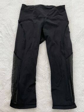 Lululemon Mesh Sun Runner Crop